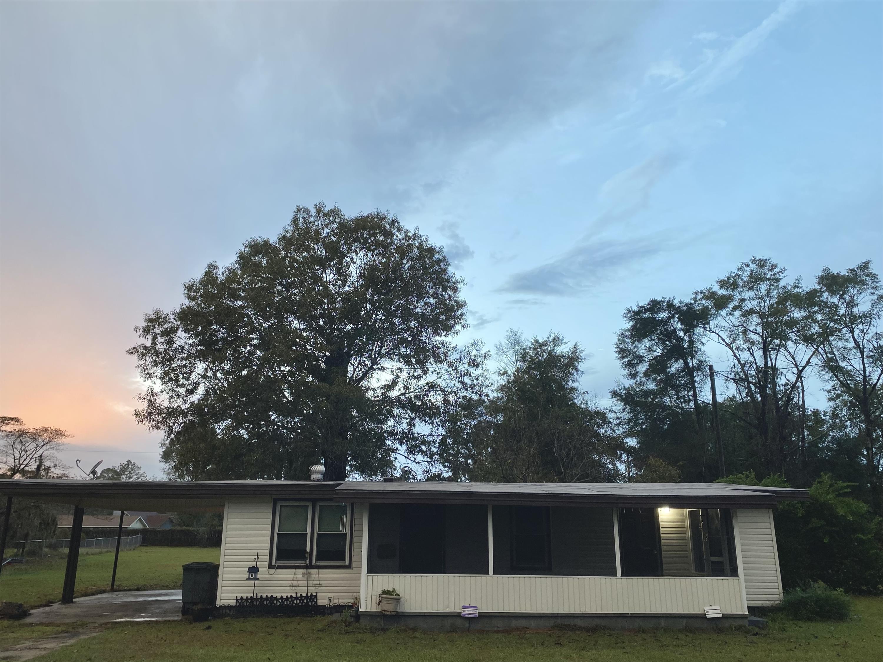 1313 W Oglethorpe Hwy
